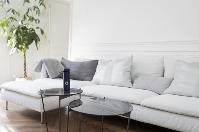 Bottle_stainless_steel_livingroom1